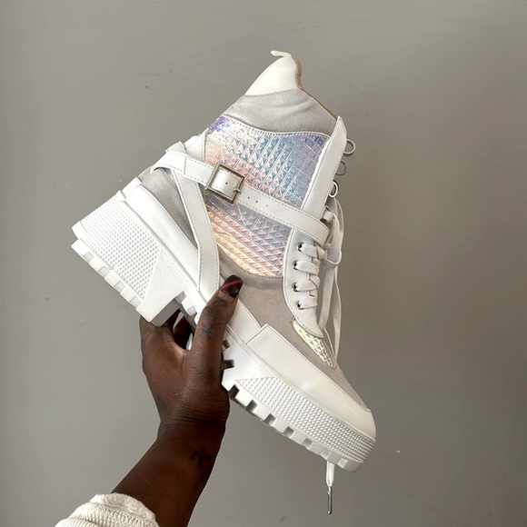 CAPE ROBBIN IRIDESCENT COMBAT BOOT US 10 - Picture 2 of 3